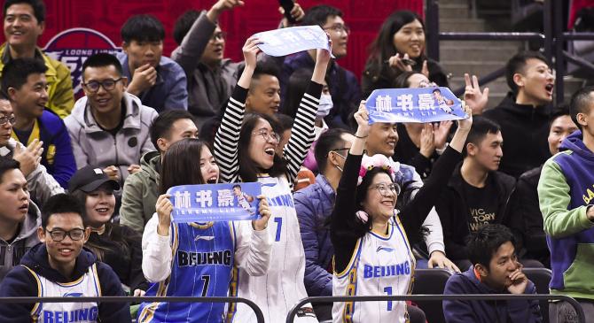 欧篮联赛程吃紧，深圳男篮窗口期主帅复盘，话题不断，赛季目标并未改变