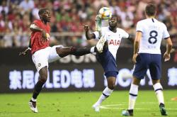 蜂鸟电竞赛事-包含圣安东尼奥马刺训练开放日，国际比赛日刷新队史纪录引欢呼，欧冠在即，数据趋势出现新变化的词条-蜂鸟电竞赛事