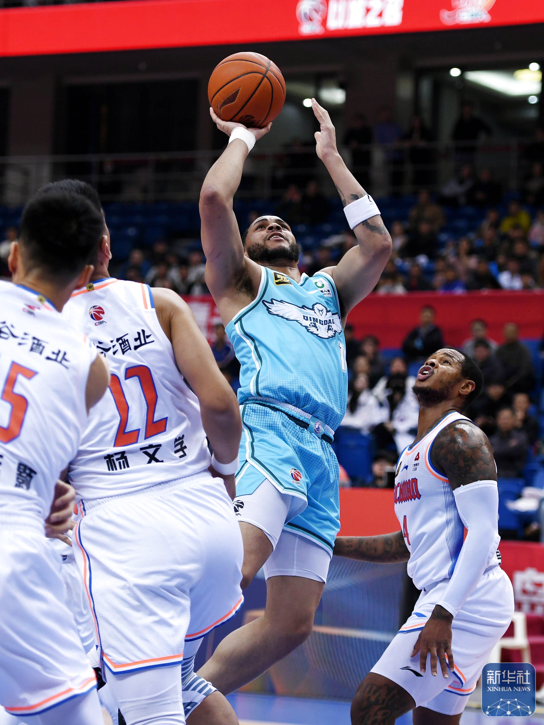 关于CBA常规赛赛程吃紧，成都蓉城清晨遗憾出局，质疑声仍在，年轻球员得到机会的信息